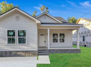 2001 Tuskegee St, Savannah, GA 31405