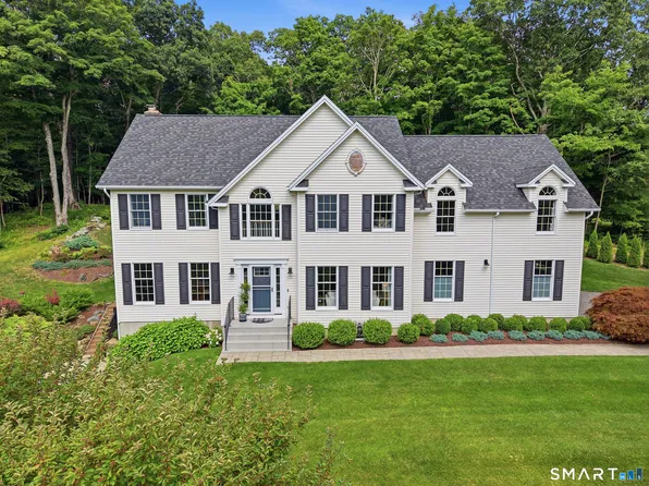 10 Sundance Road, New Milford, CT 06776