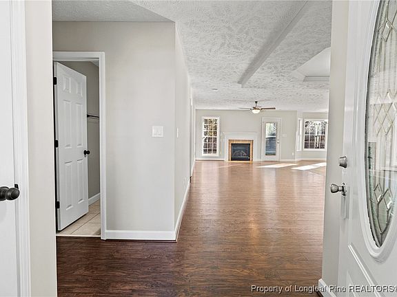 5th image of 110 Camden Ct E