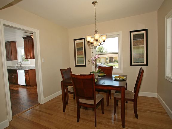5th image of 15204 Dittmar Dr
