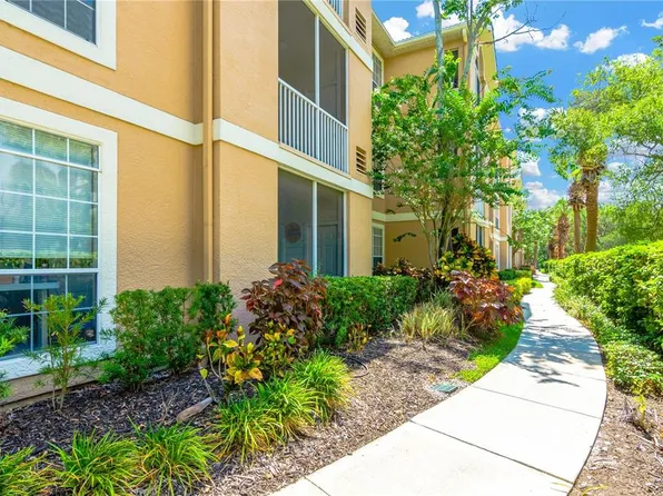 1214 Bay Club Cir, Tampa, FL 33607