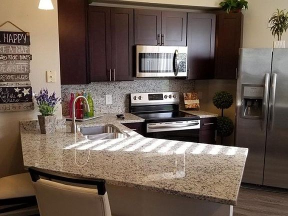 3rd image of 3102 Bay Area Blvd #2104