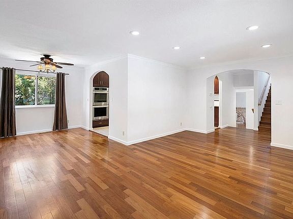 4th image of 4928 Barron Park Dr