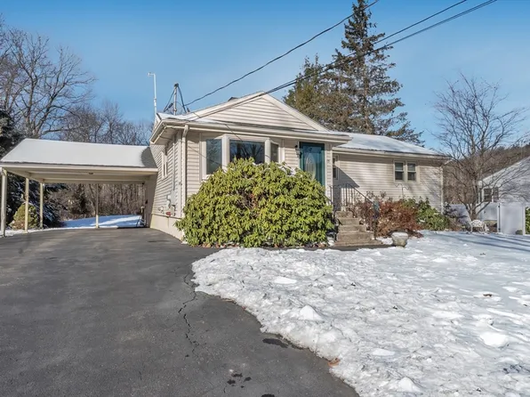15 Briarcliff Ln, Paxton, MA 01612