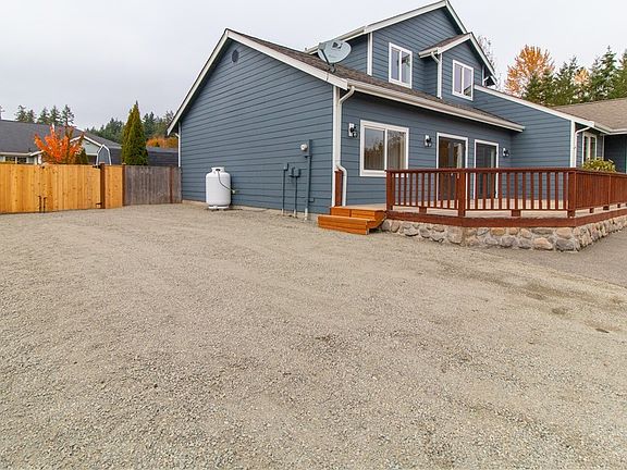 2nd image of 980 Erin Ln W