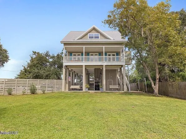 5592 W Wittman Rd, Pass Christian, MS 39571