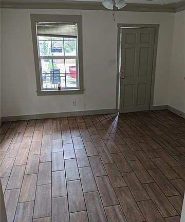 3rd image of 3757 Pauger St