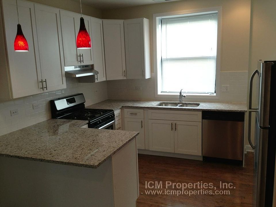 1st image of 1829 W Leland Ave #3W