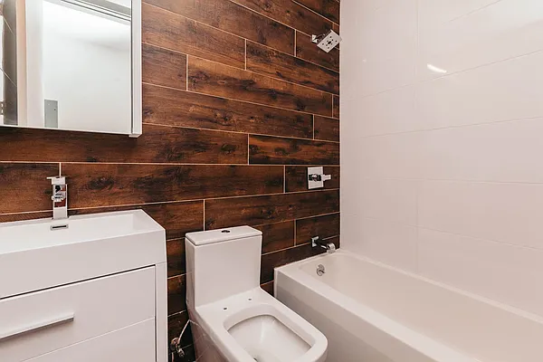 Rented by Nooklyn NYC LLC | media 30