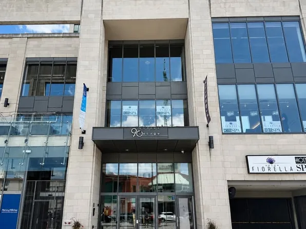 90 George St, Ottawa, ON