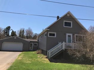 105 Marble St, Ishpeming, MI 49849