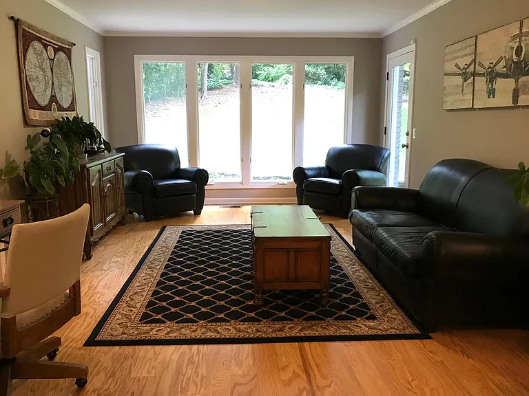 4889 Lake Forrest Dr — Photo 7