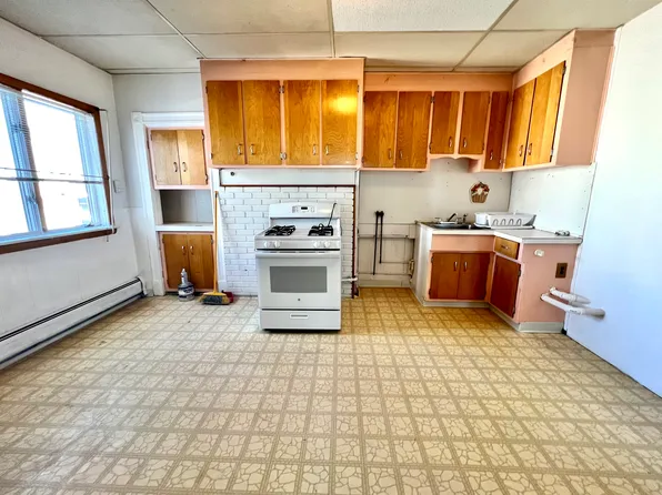 42 Everett St, Boston, MA