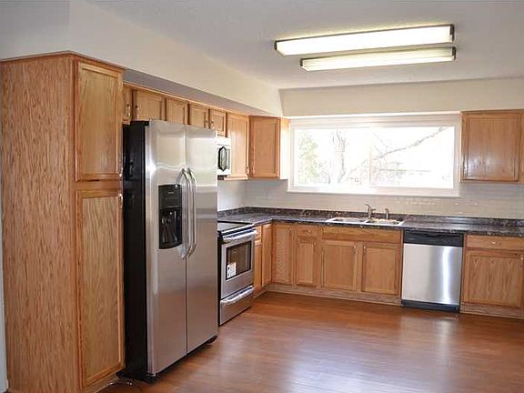 5th image of 1620 Walden Ct