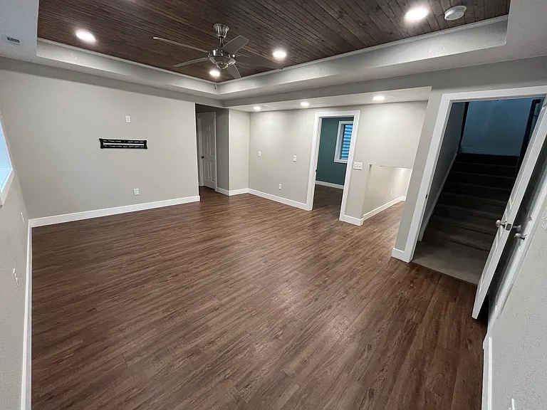 5083 N Xenia St — Photo 34
