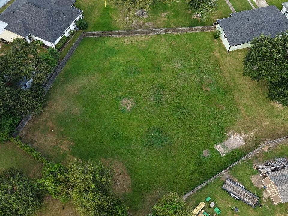 2nd image of 3720 Ohio St
