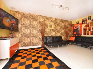 321 Jamie Ln, Staten Island, NY 10312