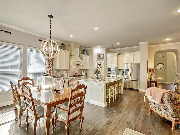 4th image of 8713 Shallowford Ln