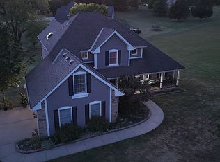 7606 N Caldwell Ave, Kansas City, MO 64152