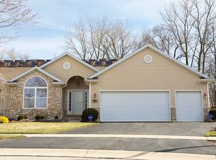 6445 Black Diamond Ln, Lambertville, MI 48144