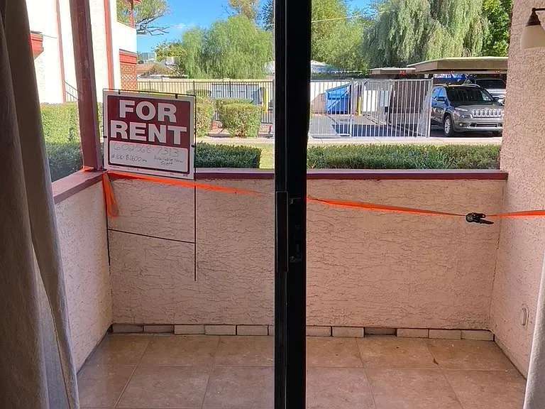 4211 E Palm Ln #106 — Photo 12