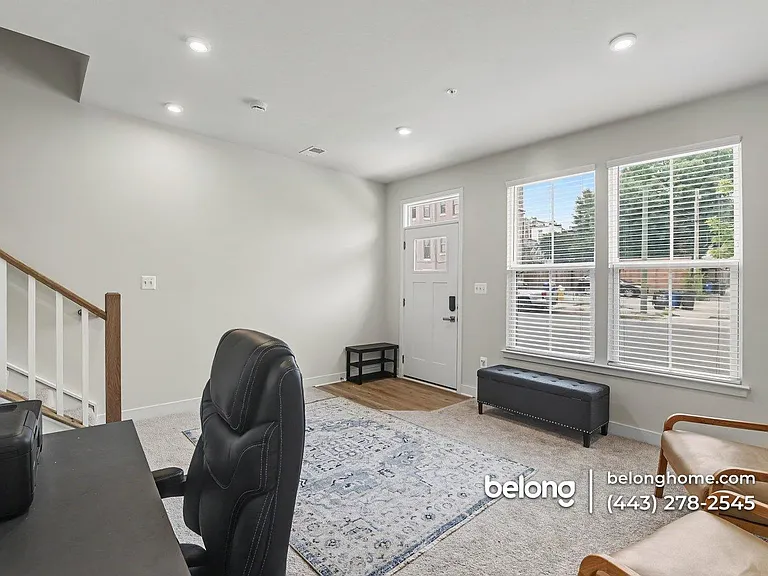 737 Lennox St — Photo 21