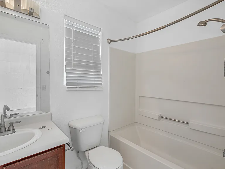 7326 Village Meadows Dr — Photo 17