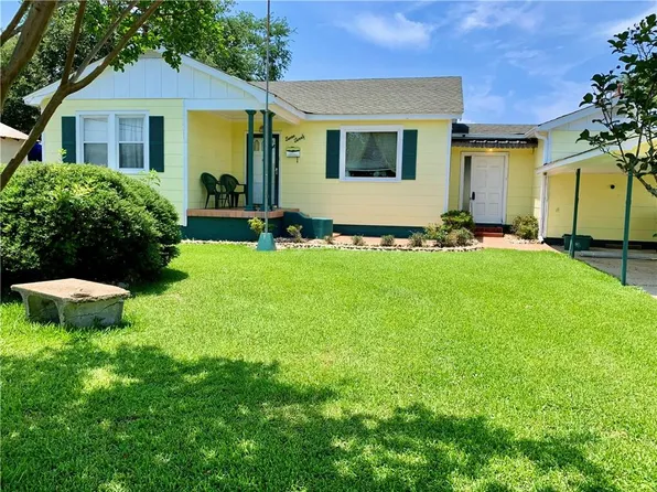 720 3rd Ave, Harvey, LA 70058