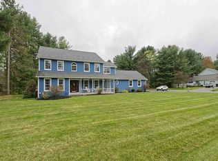 38 Algonquin Dr, Queensbury, NY 12804