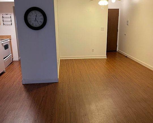 4th image of 1625 Cedarwood Dr APT 118