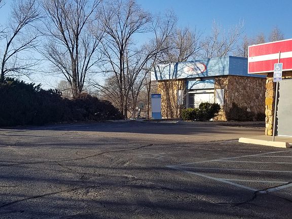 5th image of 1075 Bosque Farms Blvd