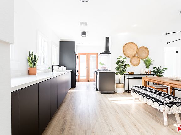 5th image of 6021 Madden Ave