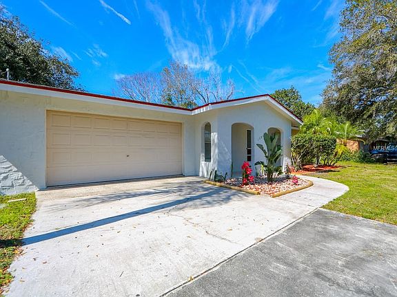 2nd image of 1308 Pleasant Pl