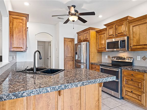 4th image of 6604 W Braebourne Dr