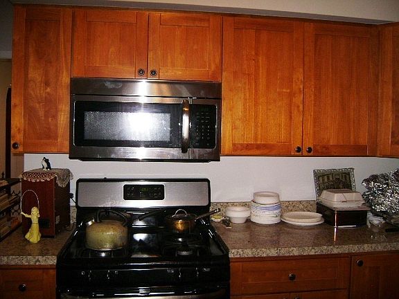 4th image of 6111 N Rockwell St