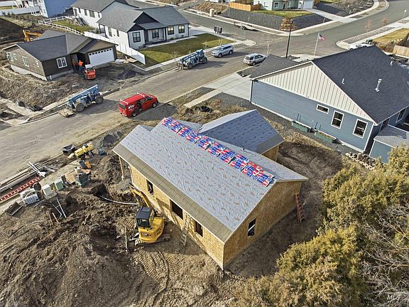 3rd image of 1512 Roxbury