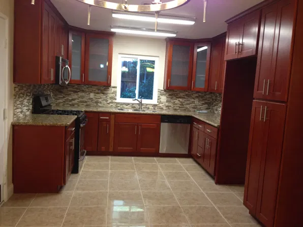 5889 Casa Grande Ave, Rocklin, CA 95677
