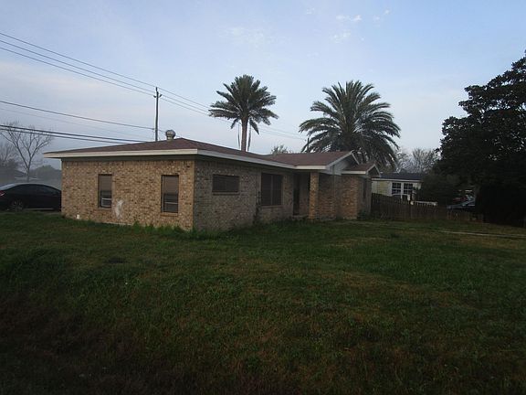 2nd image of 9310 Carlow Ln