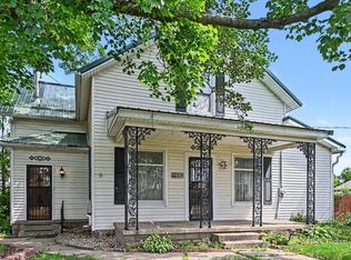 219 W Dewey St, Bremen, IN 46506