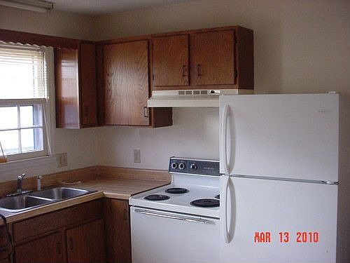 2nd image of 525B Woods Dr
