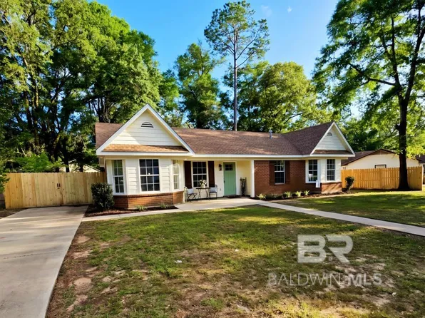6505 Princeton Woods Dr N, Mobile, AL 36618