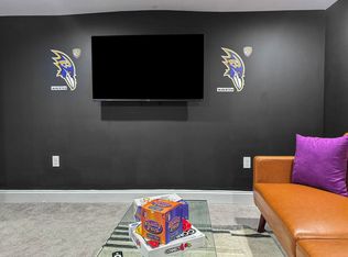 102 S Poppleton St, Baltimore, MD 21201