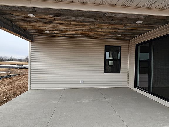 4th image of N9208 Homestead Ln