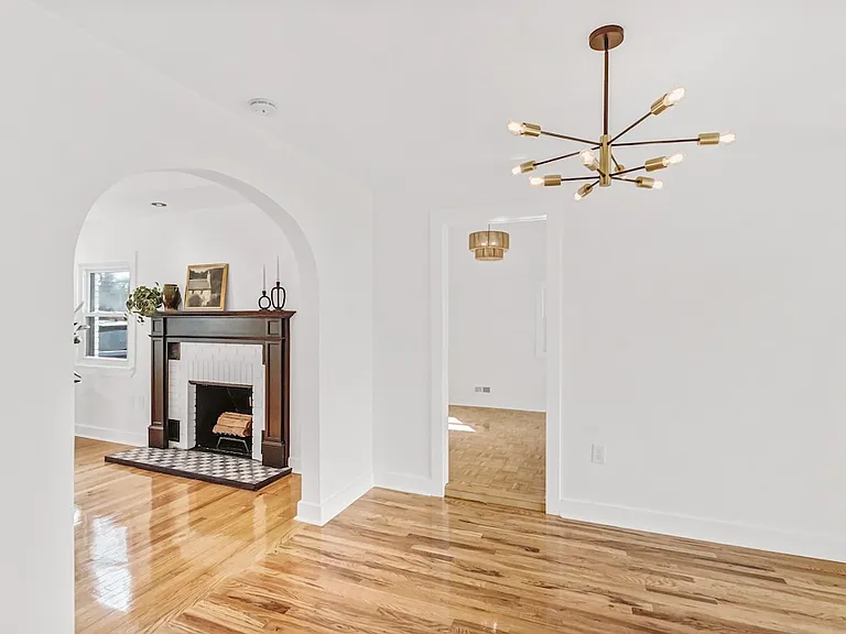 14 Columbus Ave — Photo 16