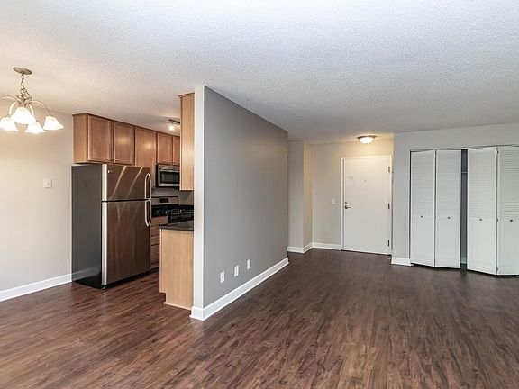 5th image of 3540 Hennepin Ave #G1