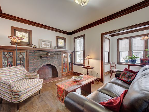 5th image of 1114 Lyman Ave