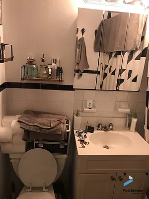 Rented by FirstService Realty (legacy) | media 20