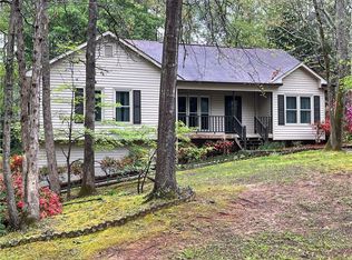 195 Lakeside Dr, Covington, GA 30016