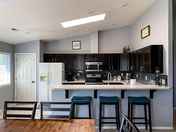 4th image of 5201 Mockingbird Ct