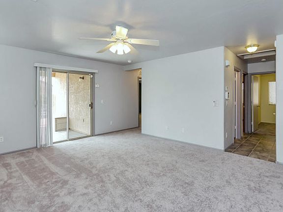 4th image of 43773 W Colby Dr